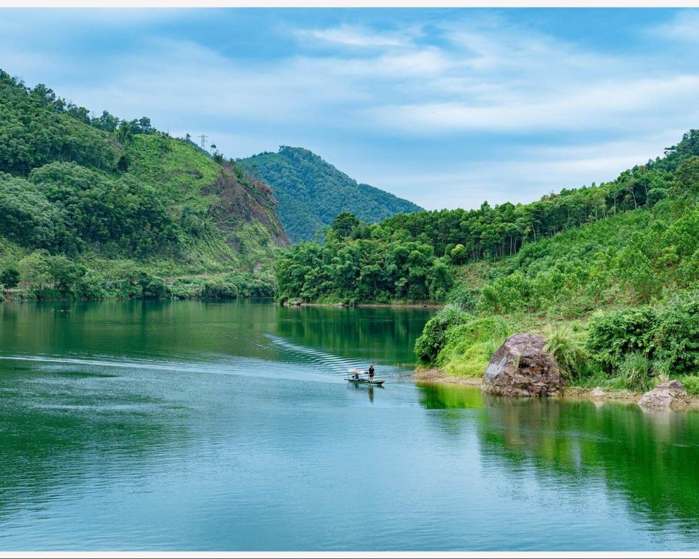 Top các địa điểm du lịch Kon Tum nổi tiếng nhất