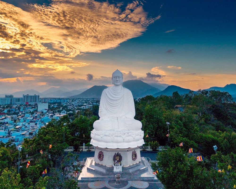 Giới thiệu về địa điểm du lịch Nha Trang về văn hóa lịch sử