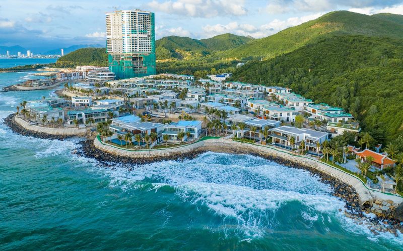 Vịnh Nha Trang là một trong những vịnh biển đẹp nhất thế giới