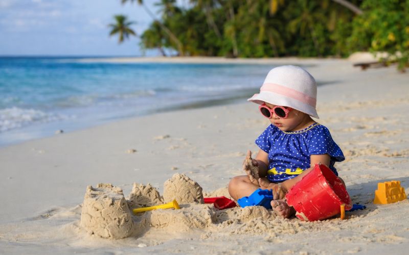 Gia đình nên chọn du lịch biển nghỉ dưỡng