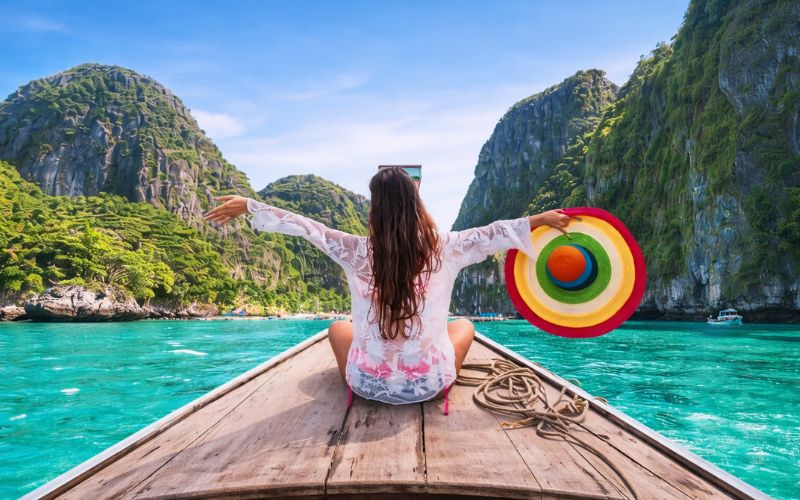 Bạn cần tìm hiểu kỹ những kinh nghiệm đi du lịch 1 mình