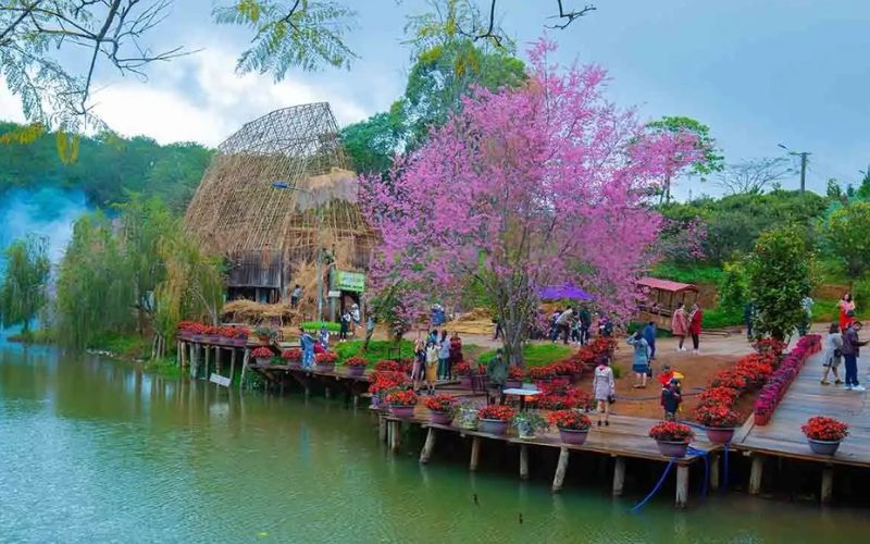 Khu du lịch Măng Đen thuộc huyện Kon Plông, tỉnh Kon Tum