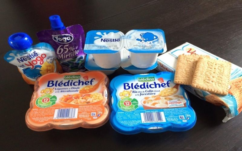 Hệ tiêu hóa của trẻ nhỏ rất nhạy cảm nên việc tự chuẩn bị đồ ăn giúp tránh nguy cơ ngộ độc