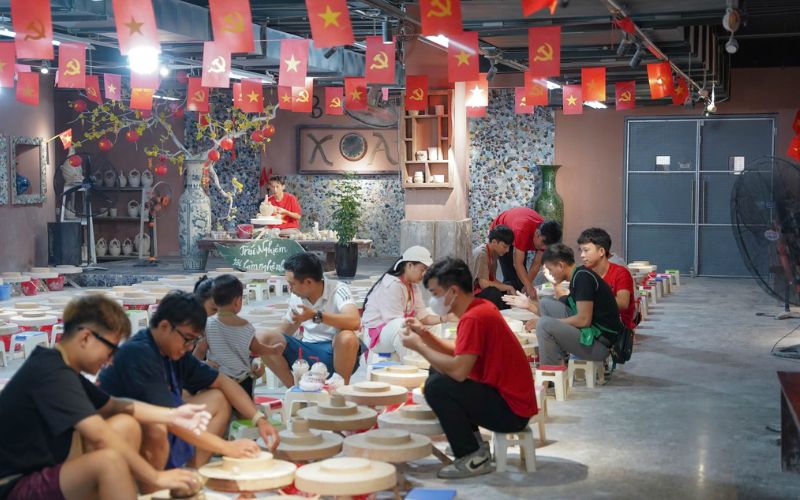 Làng gốm Bát Tràng 
