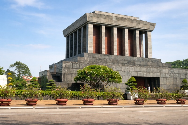 Lăng Bác và Quảng trường Ba Đình