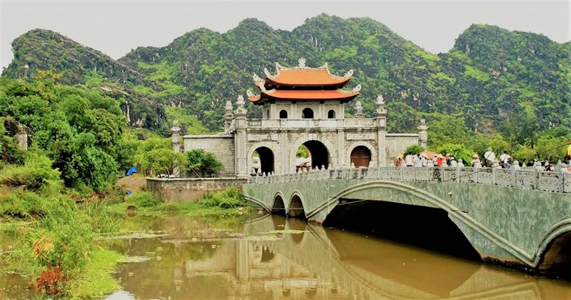 Cố đô Hoa Lư