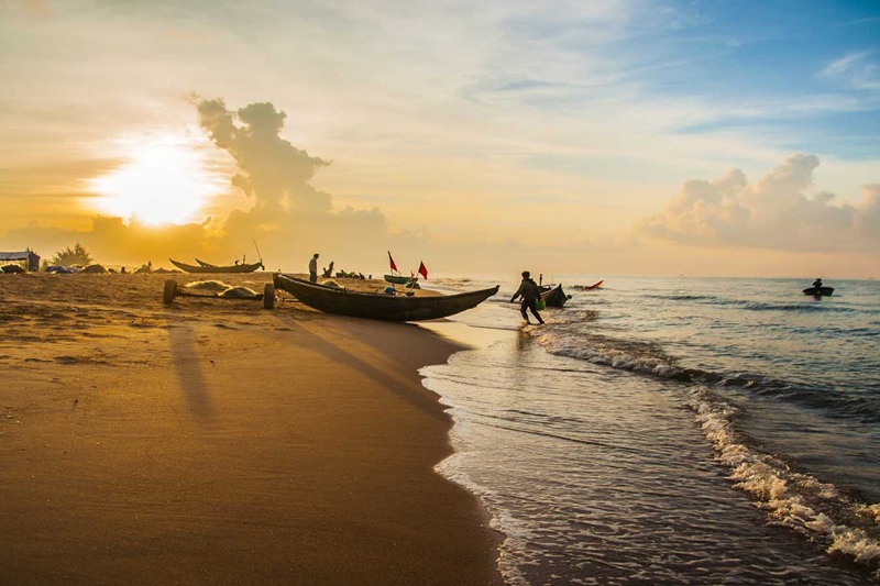 Hồ Tràm và Hồ Cốc sở hữu những bãi biển xanh trong