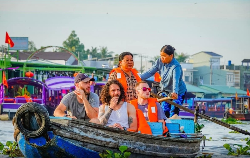 Đến Chợ nổi Cái Răng để trải nghiệm văn hóa sông nước miền Tây độc đáo