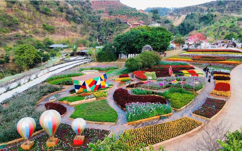 Happy Land Mộc Châu